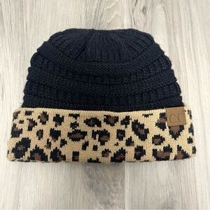 C.C Hat Women’s OS Black and Leopard Print‎ Knit Cuffed Winter Beanie